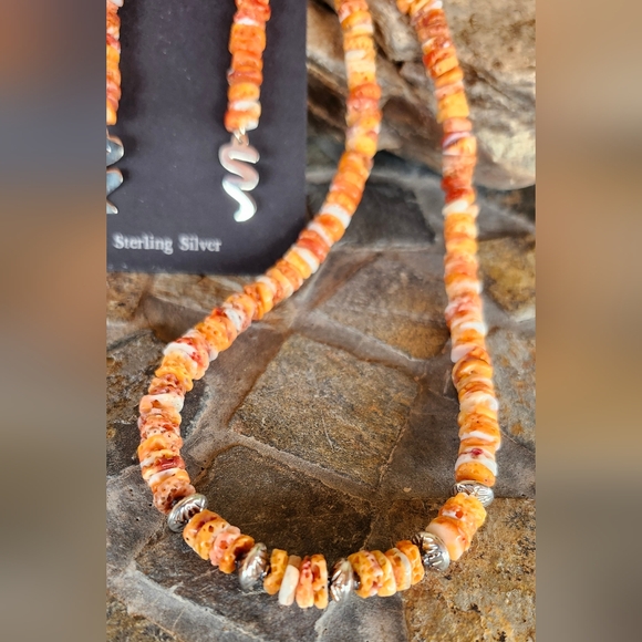Sterling Silver Spiny Oyster Beaded Necklace SET - Picture 3 of 14